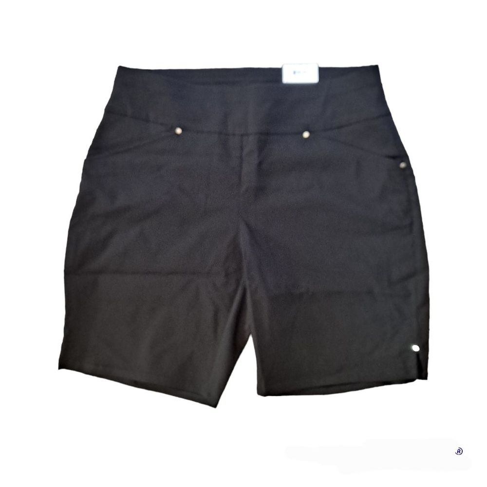 INC International Curvy Pull-On Short Deep Black